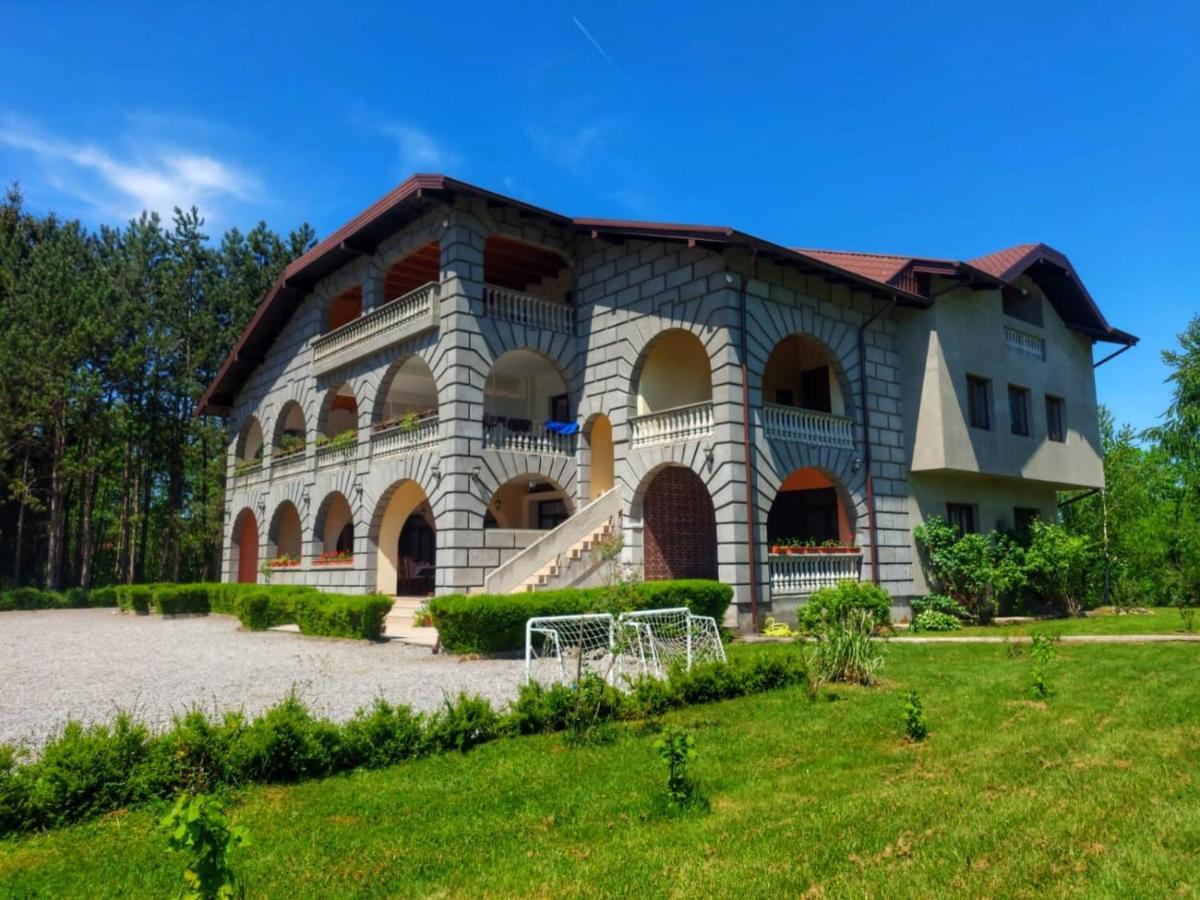Vacation Home Keskic Velika Gata Экстерьер фото