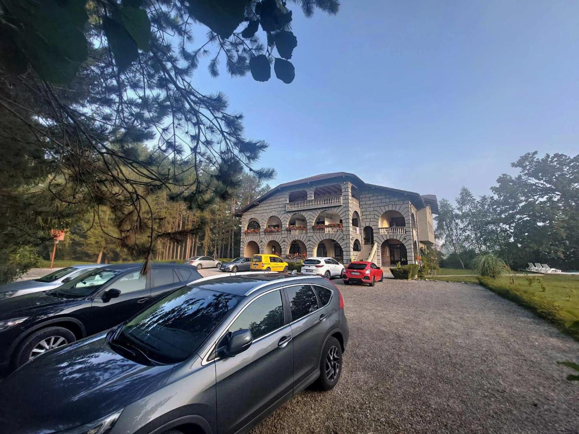 Vacation Home Keskic Velika Gata Экстерьер фото
