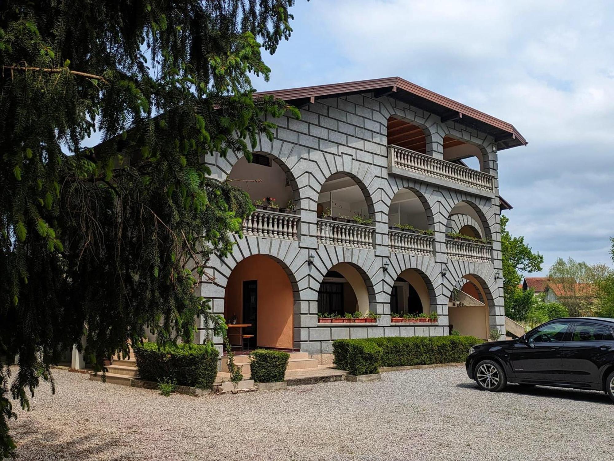 Vacation Home Keskic Velika Gata Экстерьер фото