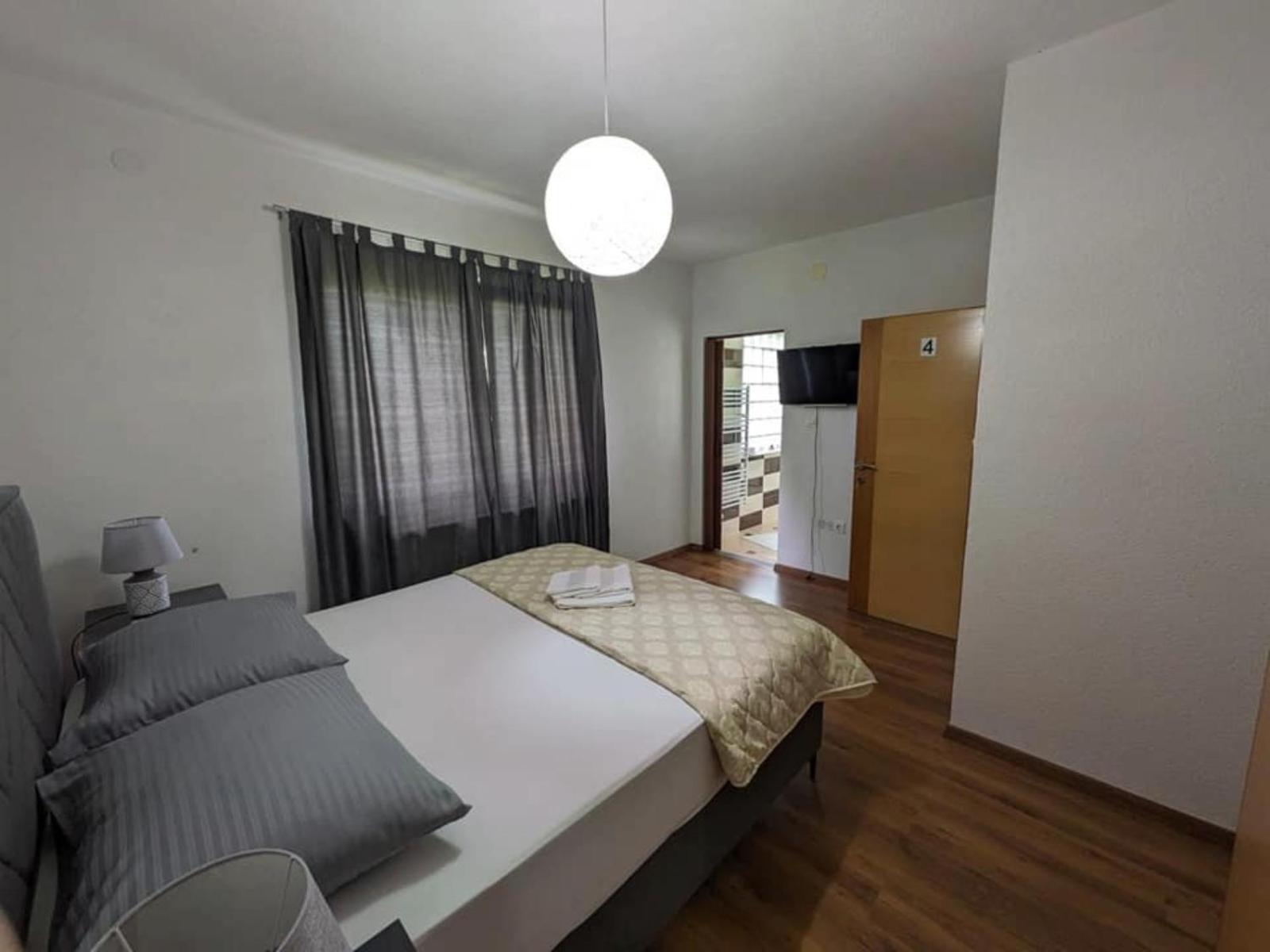 Vacation Home Keskic Velika Gata Экстерьер фото