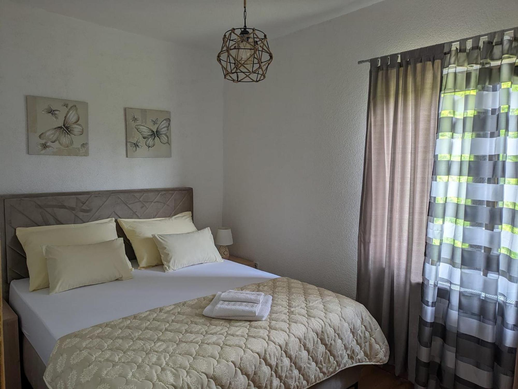 Vacation Home Keskic Velika Gata Экстерьер фото
