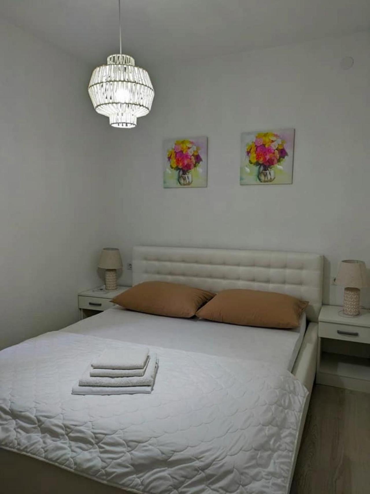 Vacation Home Keskic Velika Gata Экстерьер фото