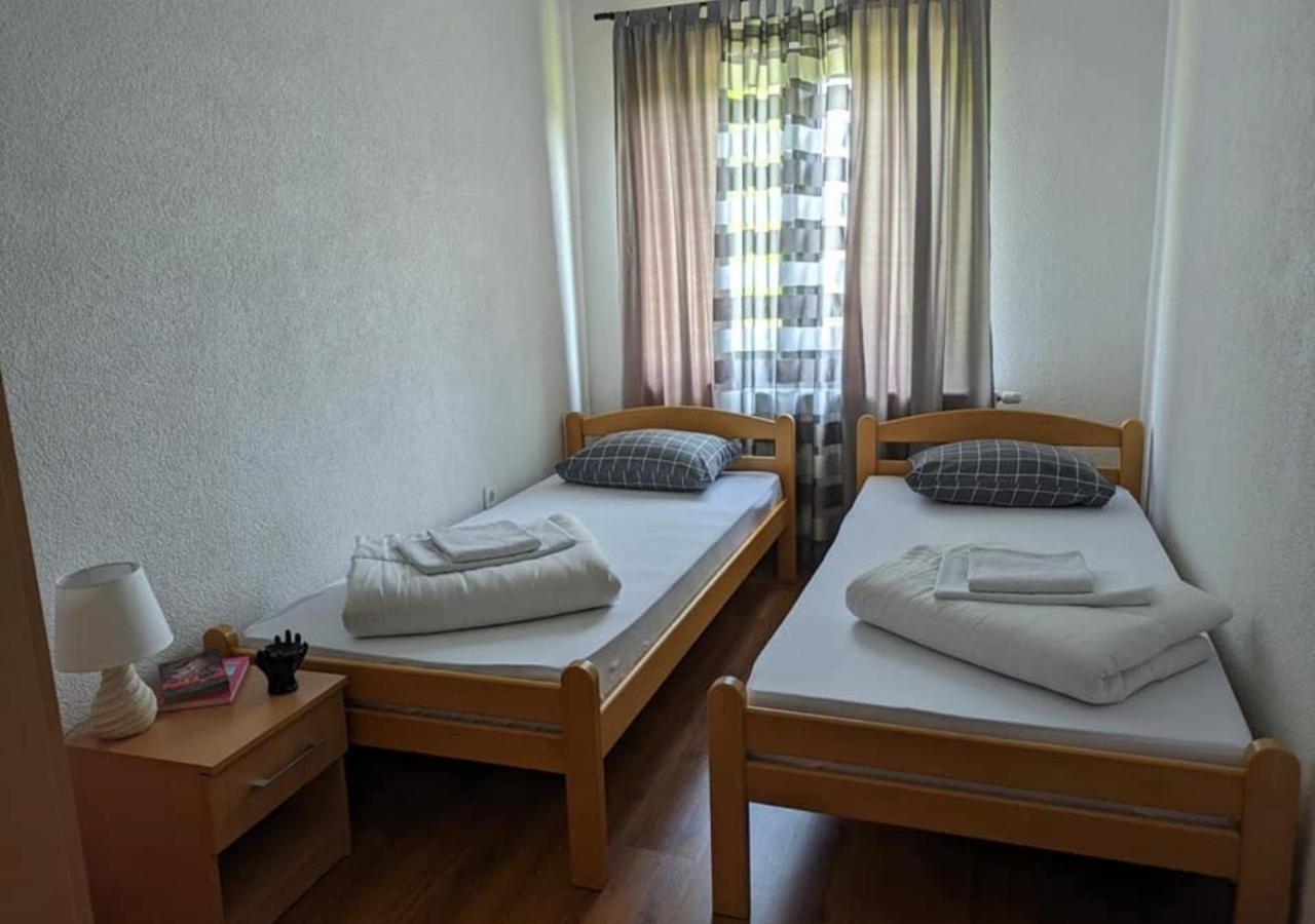Vacation Home Keskic Velika Gata Экстерьер фото