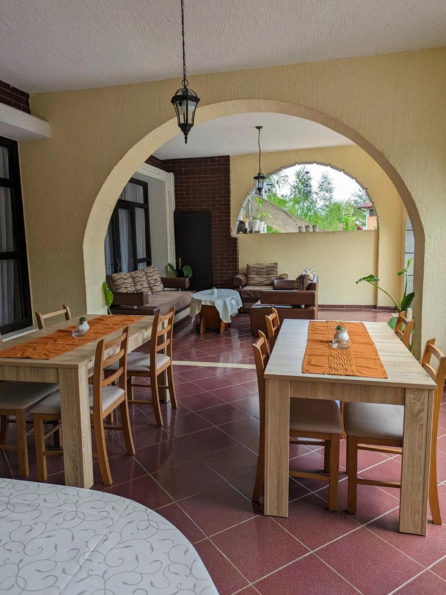 Vacation Home Keskic Velika Gata Экстерьер фото